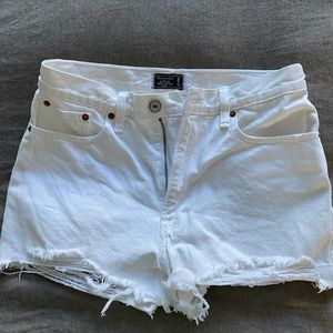 Abercrombie and Fitch High Rise White Short size: 26